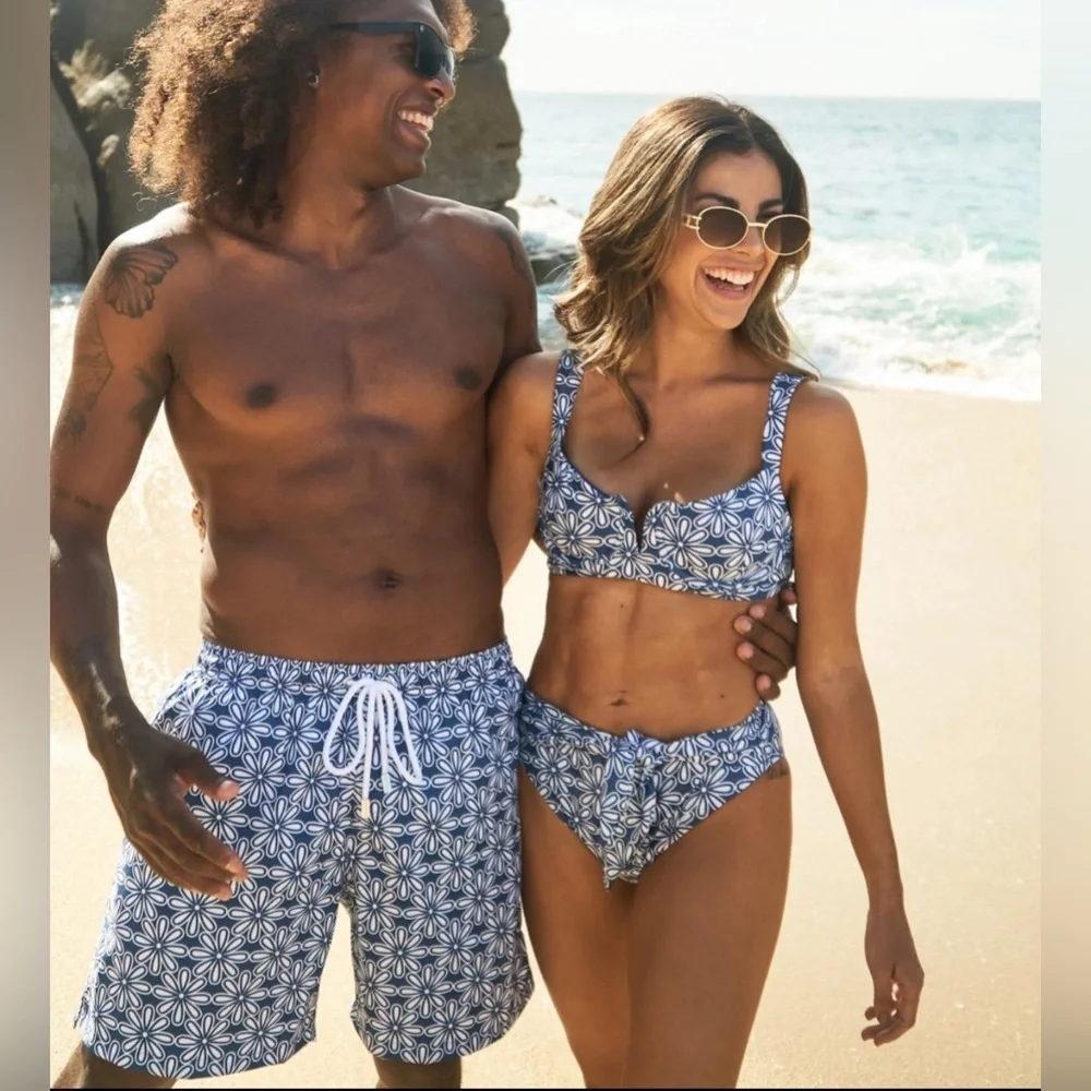 NEW! Kenny Flowers The Todos Santos V Underwire Bikini Top Floral Blue SZ S